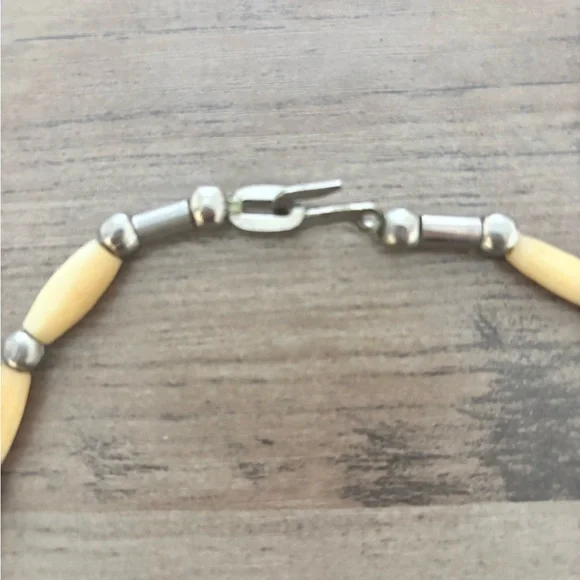 Vintage Pink Carved Statement Choker Necklace - Picture 5 of 9